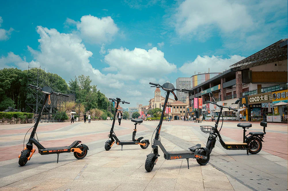 Libera el viaje: ¡los 4 mejores patinetes eléctricos KuKirin para tus aventuras de Halloween!