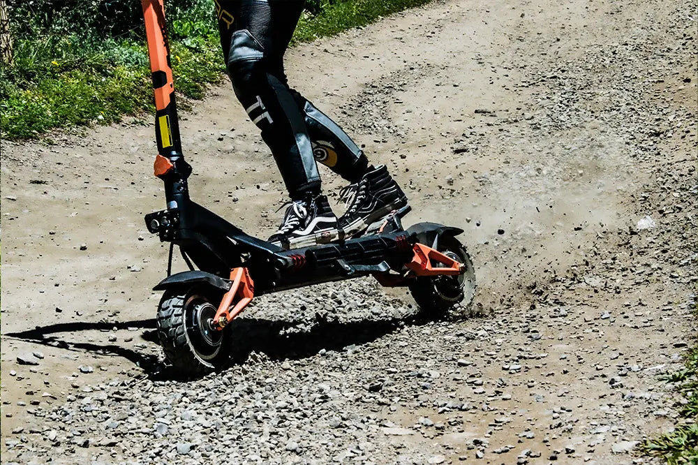G4 vs G3 Pro: Single-Drive Power vs Dual-Drive Versatility